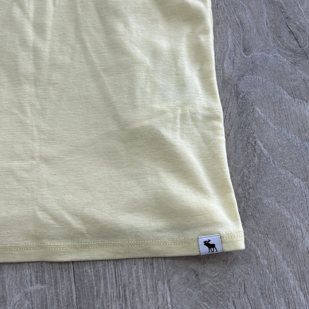 Kids Abercrombie tank bundle - Picture 4 of 11